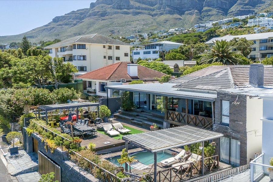 12 Bedroom Property for Sale in Bakoven Western Cape